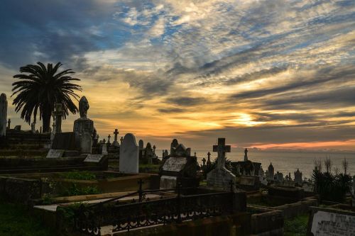 cemetery graveyard tombstones