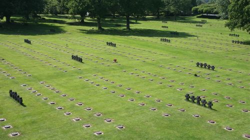 cemetery normandy cross