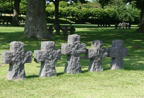 cemetery normandy cross