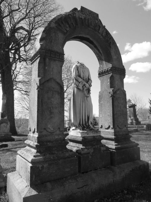 cemetery monument headless
