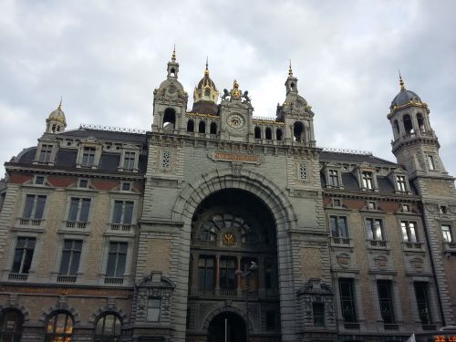 central station antwerp building