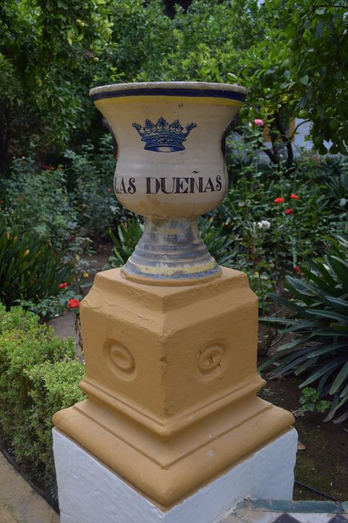 ceramic garden palace