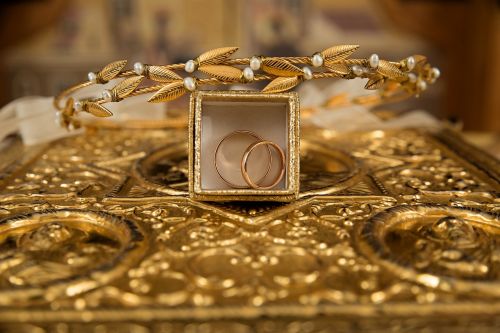 ceremony gold rings orthodox