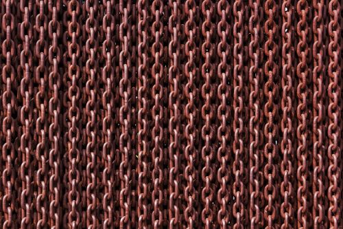 chain rusty links