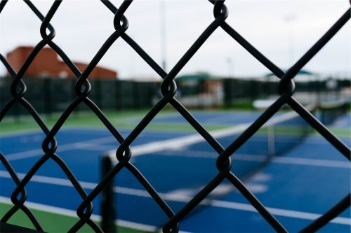chainlink fence tennis