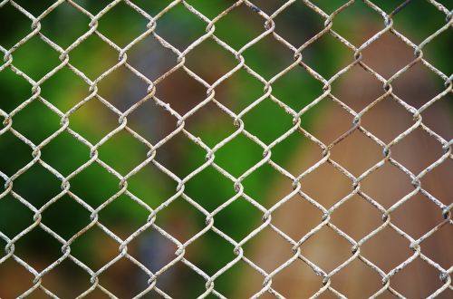 chainlink fence chain