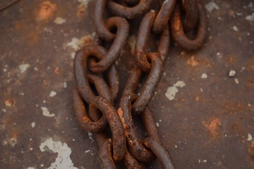 chains  rust  metal