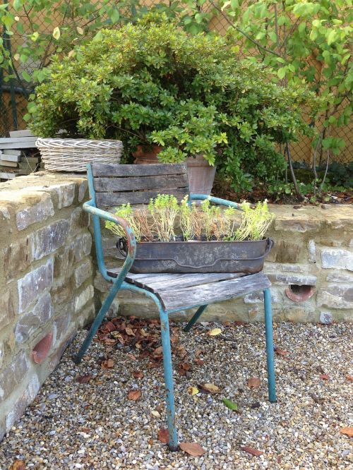 chair vintage garden
