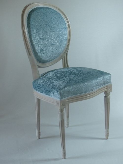 chair upholsterer medallion