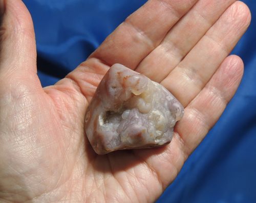 chalcedony microcrystalline quartz semi-precious