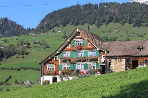 chalet mountain alps