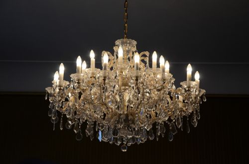 chandelier light light bulb