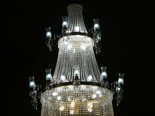 chandelier crystal glass