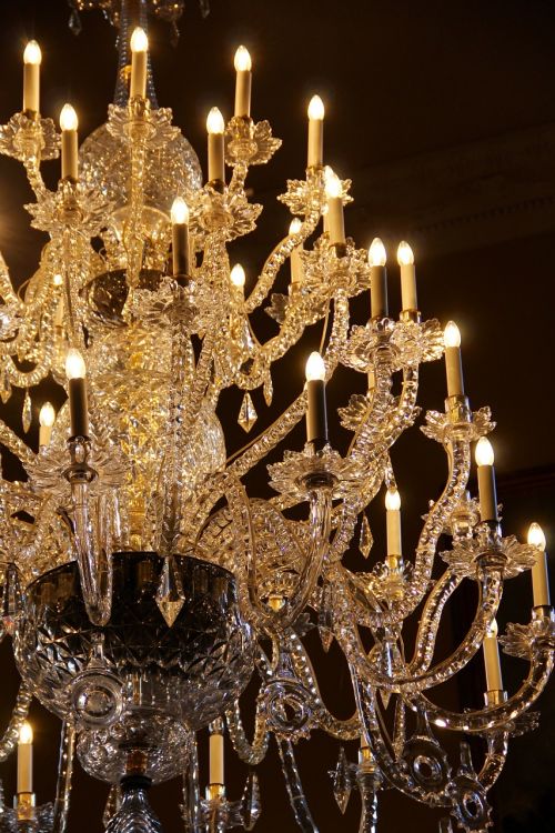 chandelier crystal elegance