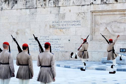 changing of the guard greek parliament athens