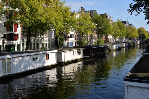 channel water houseboat