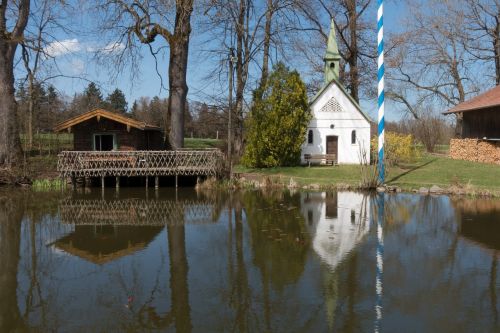 chapel pond dorfteich