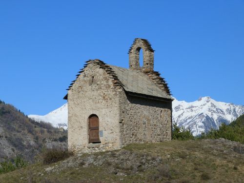 chapel mountain alps