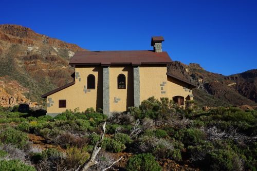 chapel ermita de las nieves building