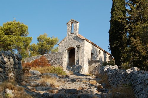chapel  croatia  island of hvar