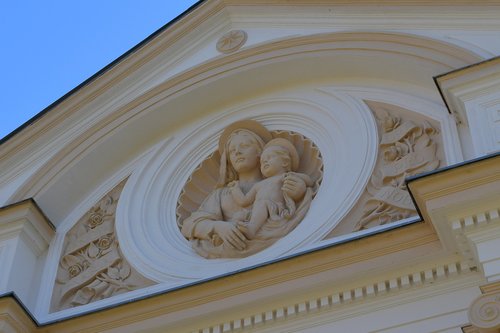 chapel  decoration  architectural