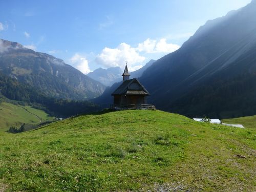 chapel hiking mountains