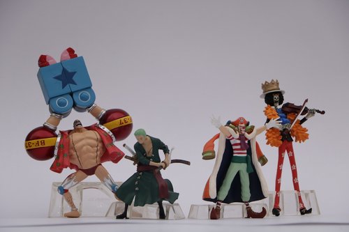 characters  one piece  dolls