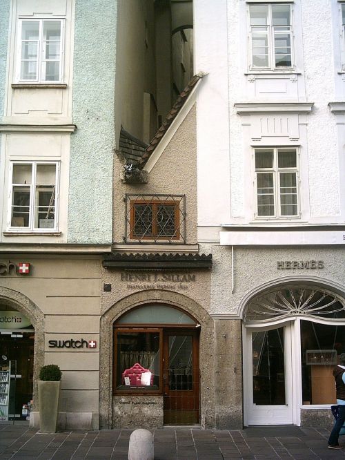 charming home salzburg 1m 42 narrow