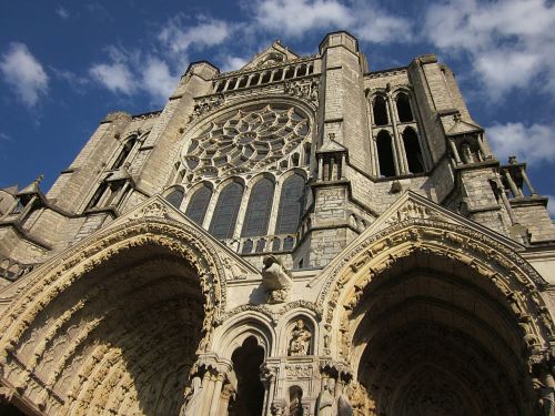 chartres cathedral medieval gothic