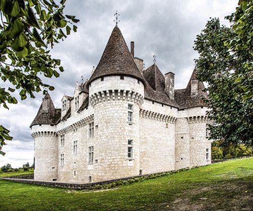 château de monbazillac medieval middle ages