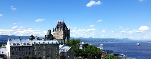 château frontenac  québec  st-lawrence river