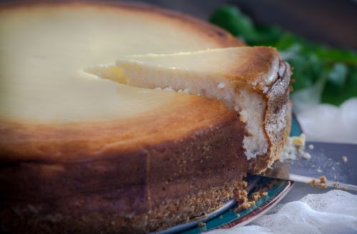 cheesecake table dessert
