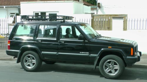 Cherokee Jeep