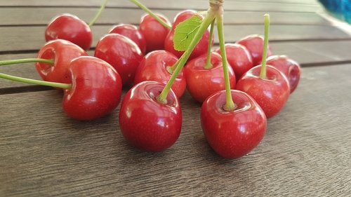 cherries  fruits  fruit