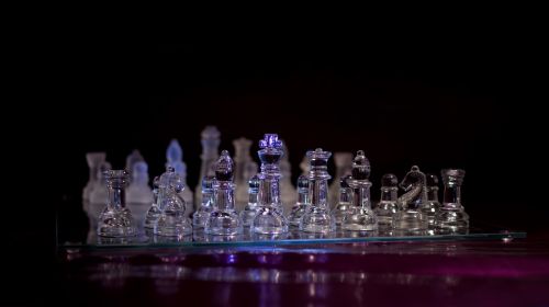 chess glass chess pieces