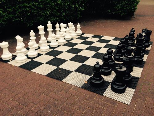 chess play park