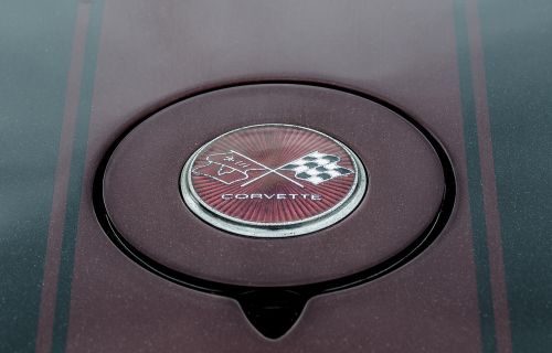 chevrolet corvette badge car