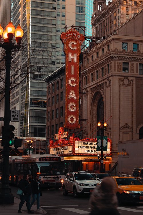 chicago  theatre  light