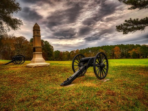 chickamauga battlefield  american civil war  cannon