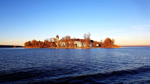 chiemsee  ladies island  autumn