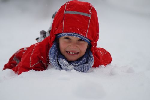 child winter snow