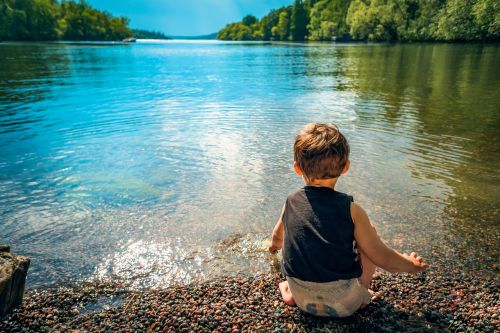 child boy lake