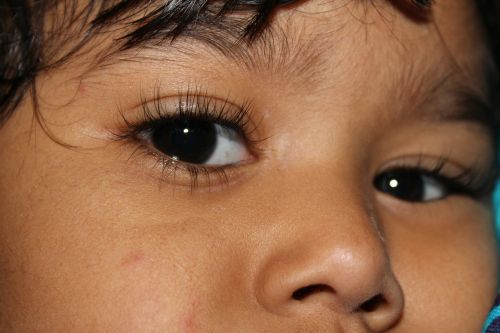 child eye face