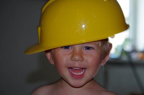 child  build  boy