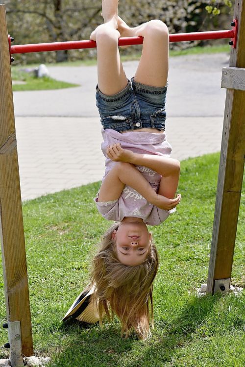 child girl gymnastics