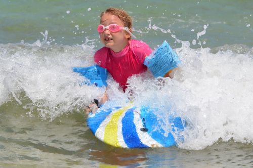child girl surf