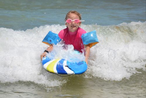 child girl surf