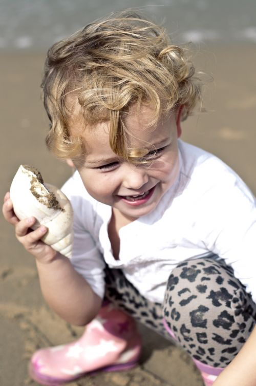 child beach sea