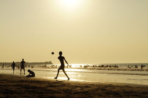 children play beach