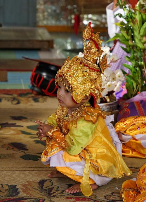 children child buddhist